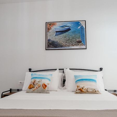 Aleksandra Apartments ساراندا المظهر الخارجي الصورة