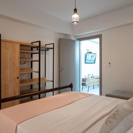 Aleksandra Apartments ساراندا المظهر الخارجي الصورة