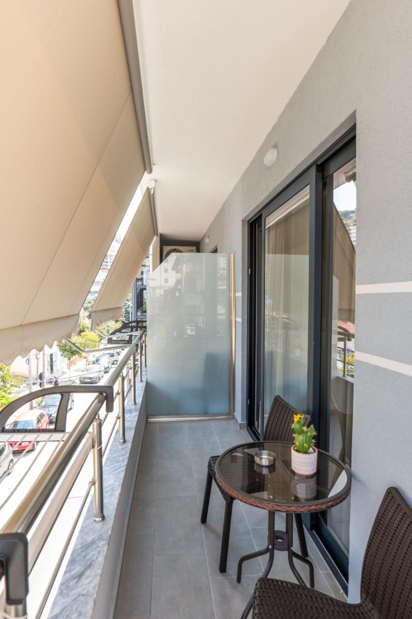 Aleksandra Apartments ساراندا المظهر الخارجي الصورة
