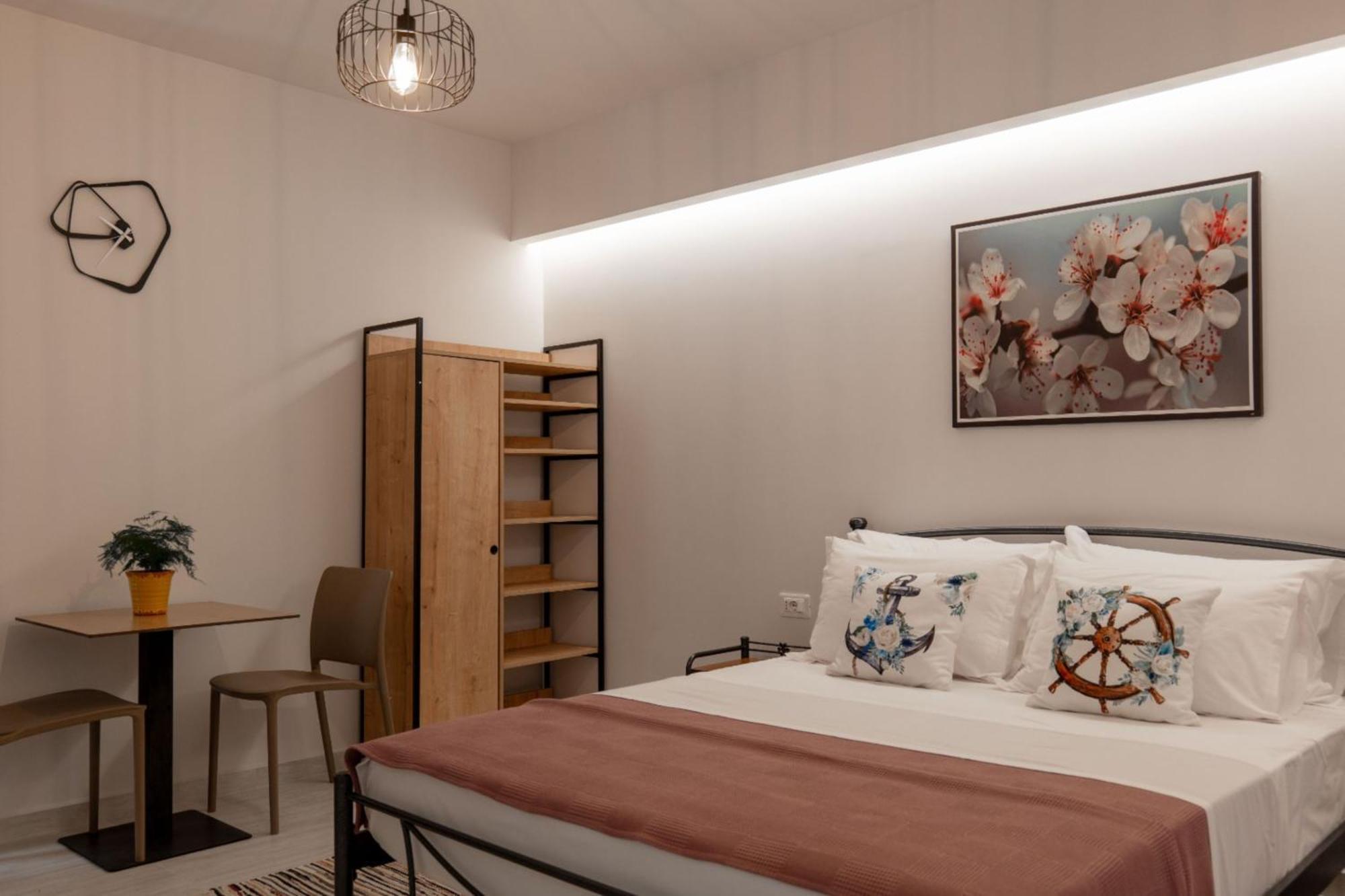 Aleksandra Apartments ساراندا المظهر الخارجي الصورة