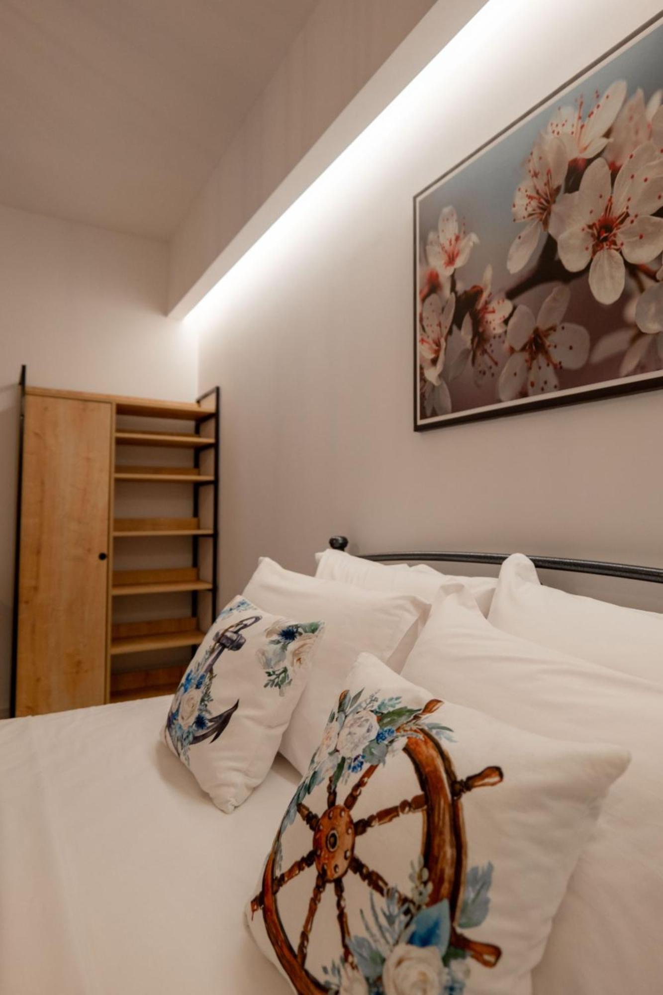 Aleksandra Apartments ساراندا المظهر الخارجي الصورة