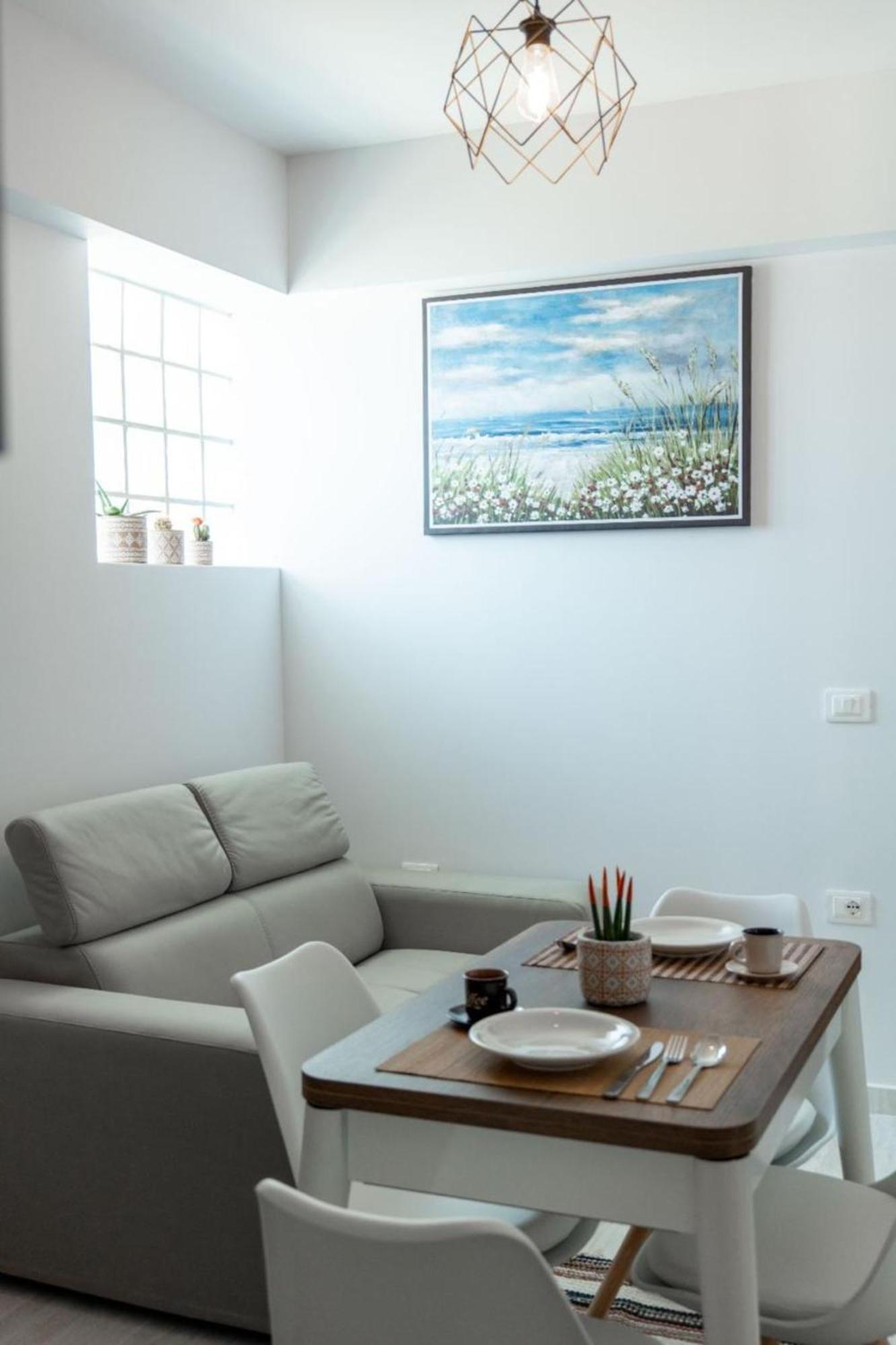 Aleksandra Apartments ساراندا المظهر الخارجي الصورة