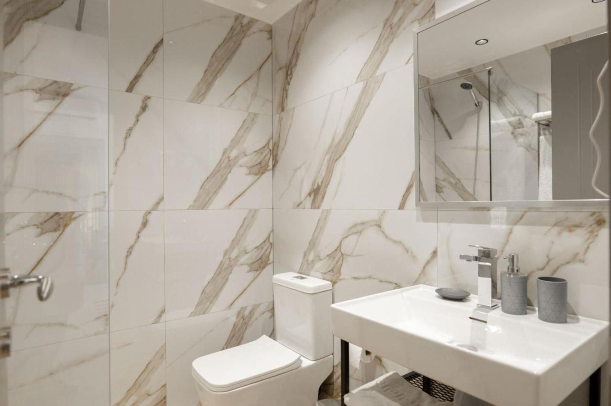 Aleksandra Apartments ساراندا المظهر الخارجي الصورة