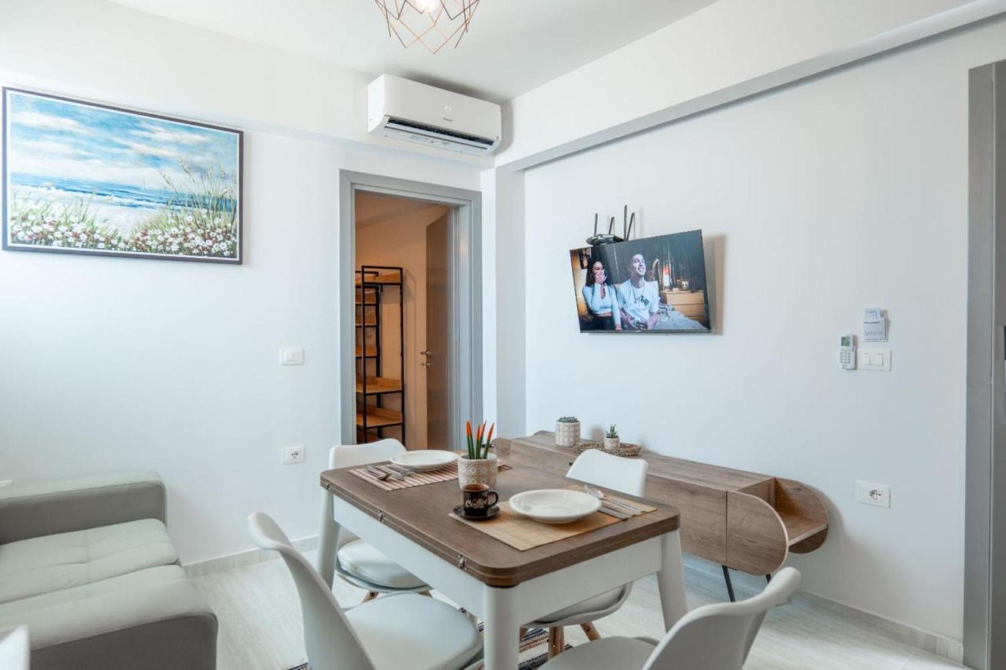 Aleksandra Apartments ساراندا المظهر الخارجي الصورة